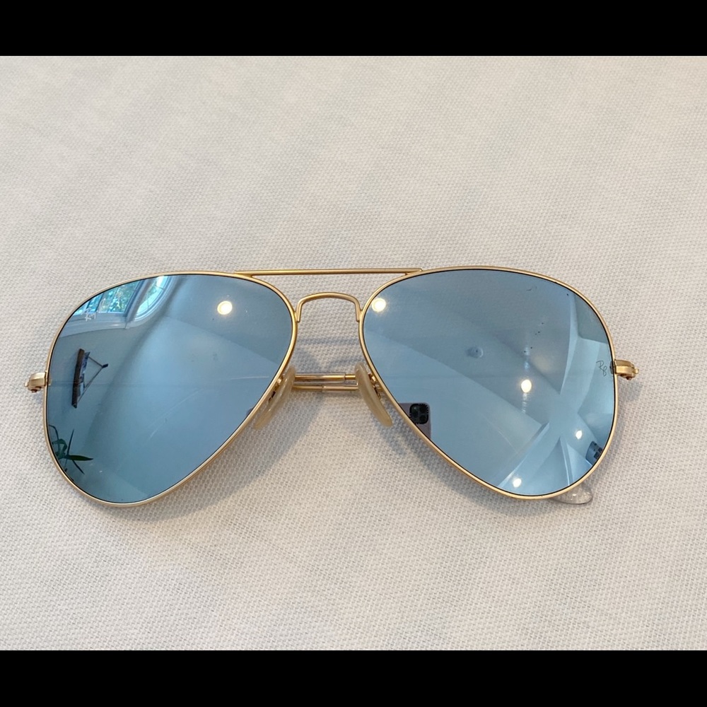 Ray-Ban Standard Size Aviator Flash Lenses, Silver Lens & Gold Frame